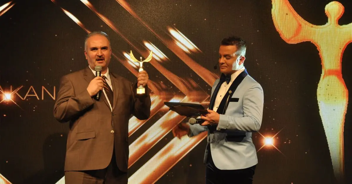 Dr.Hakan ÖZKUL Kimdir